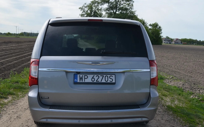 Chrysler Town &amp; Country cena 64900 przebieg: 191000, rok produkcji 2015 z Płock małe 436